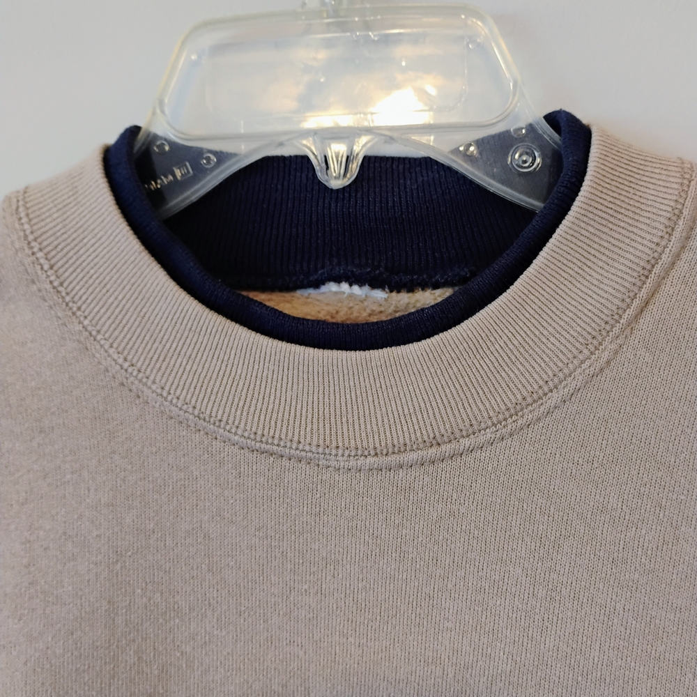 Woman's Vintage L Beige Sweatshirt with Embroidered Design - Picture 3 of 14